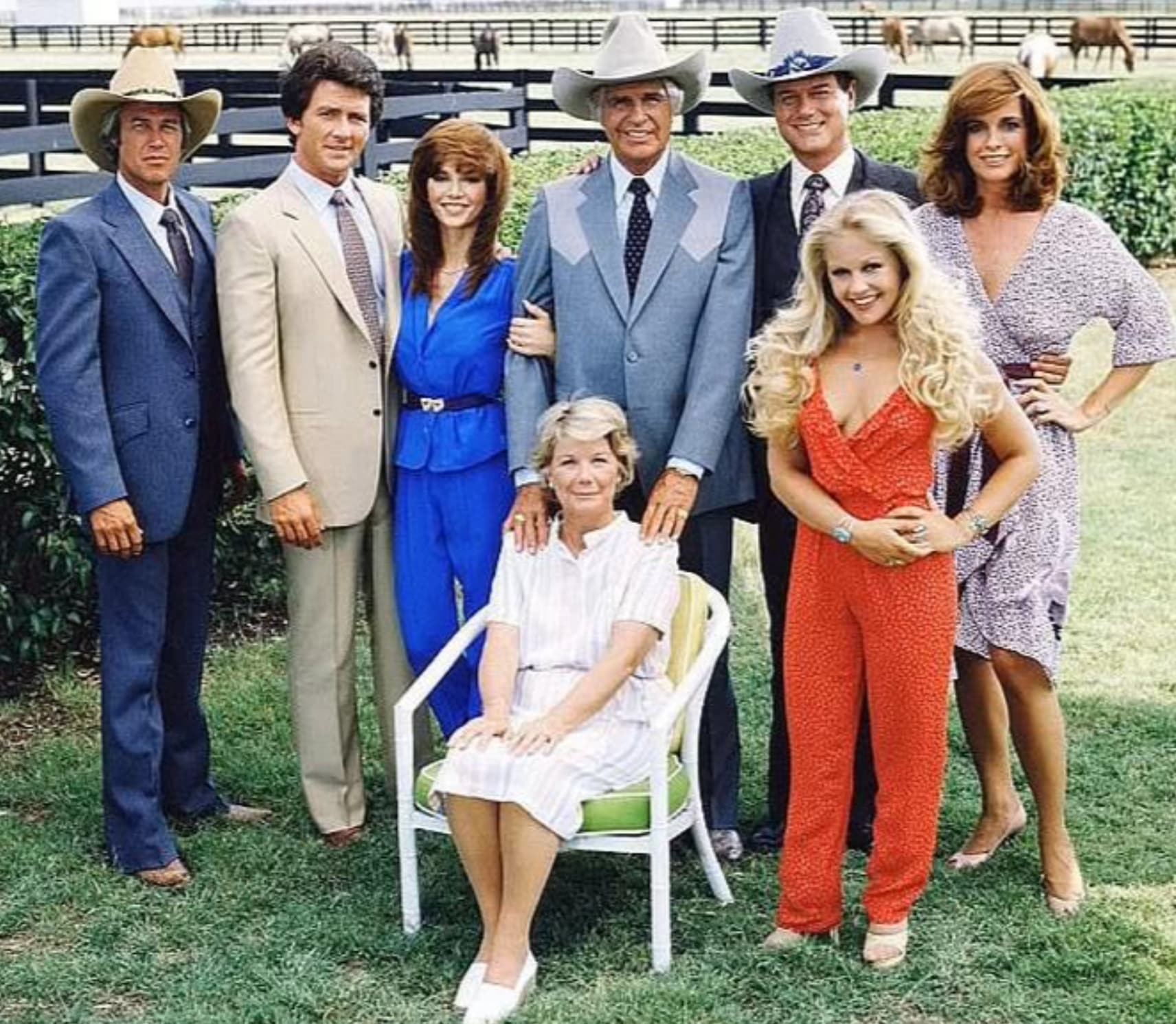 24 Mesmerizing Pics From ‘Dallas’ the Most 1980’s Show About Texas Ever